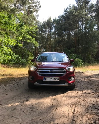 Ford Escape cena 63500 przebieg: 188000, rok produkcji 2017 z Nowa Sól małe 106